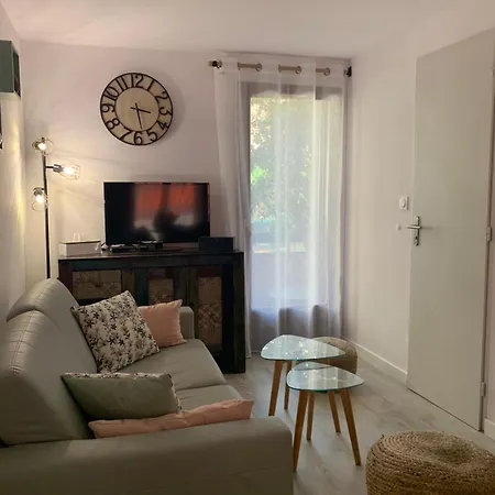 Holiday home La Du Port - Cosy - Clim - Proche - 4 Personnes