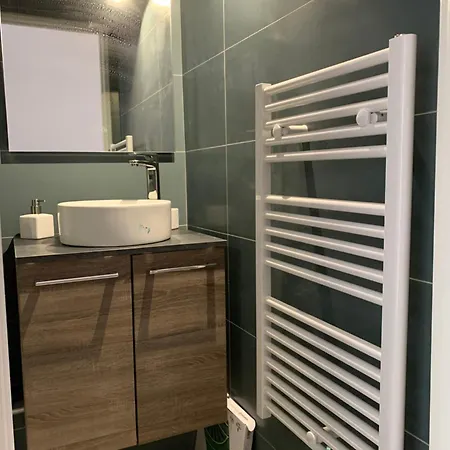 La Du Port - Cosy - Clim - Proche - 4 Personnes Semesterbostad