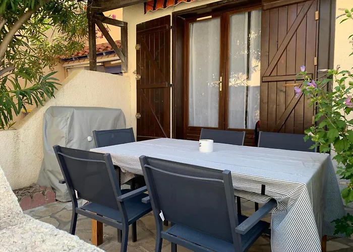 La Du Port - Cosy - Clim - Proche - 4 Personnes *